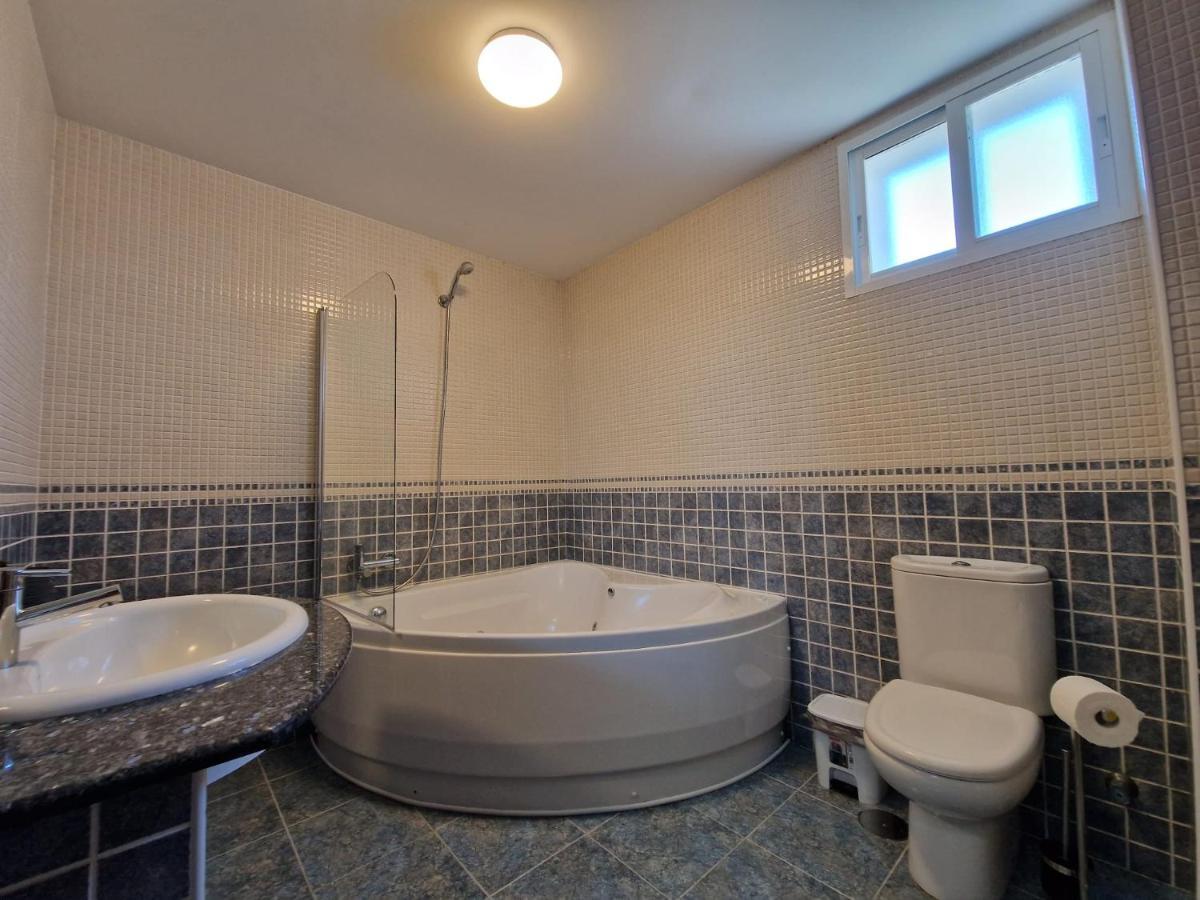 Appartement Amplio y céntrico piso en O Grove Extérieur photo